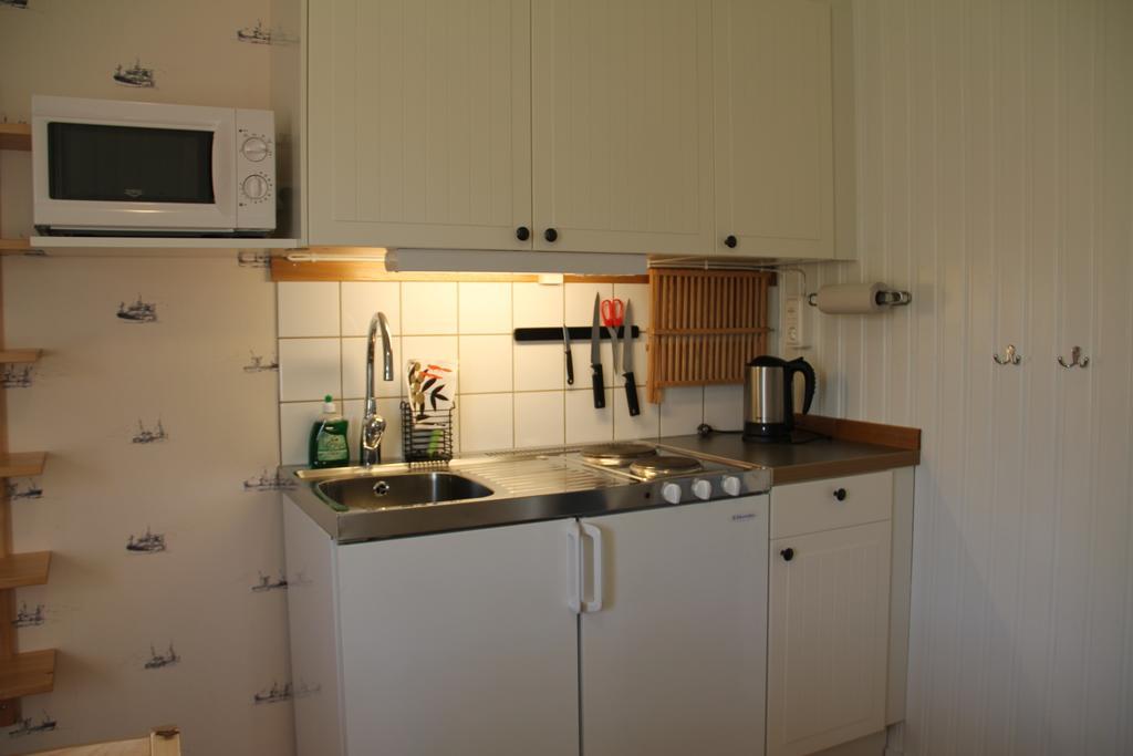 Ramsviks Overgard Hostel Hunnebostrand Room photo